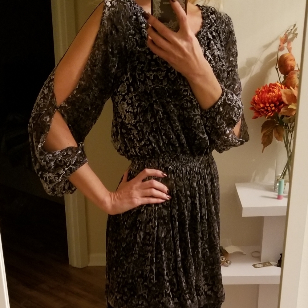 ELIE TAHARI dress black/gray velvet cold shoulder Size S